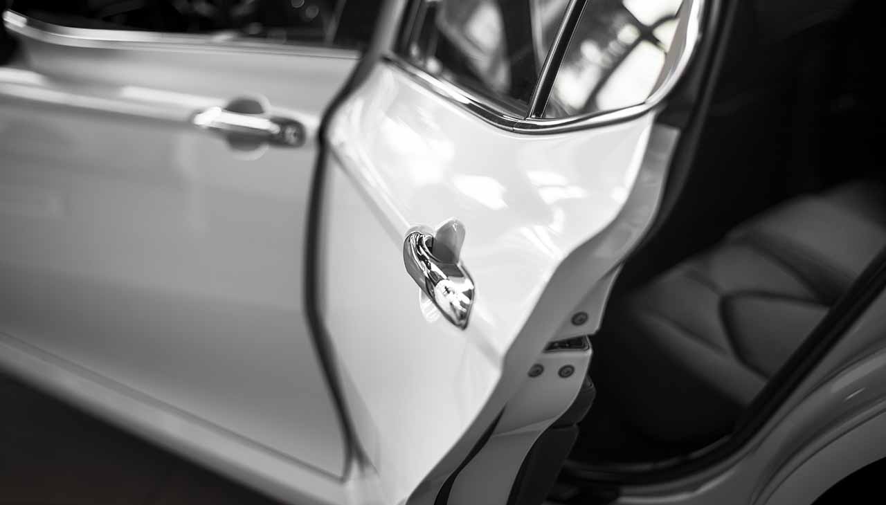 City Slickers’ Delight Discover the Best Compact Cars for Urban Driving in 2024